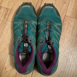 Salomon Speedcross Size 8